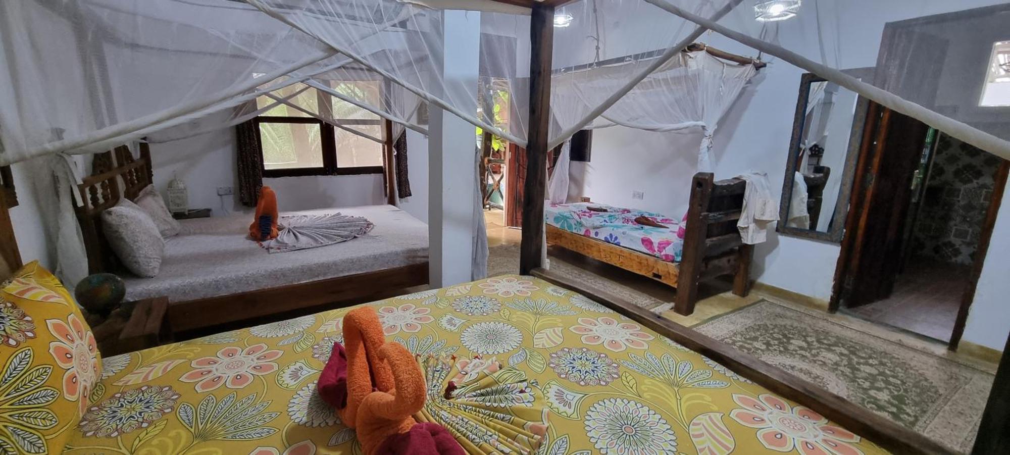 Salama & Mbuyuni Bungalows มาเทมวu ภายนอก รูปภาพ