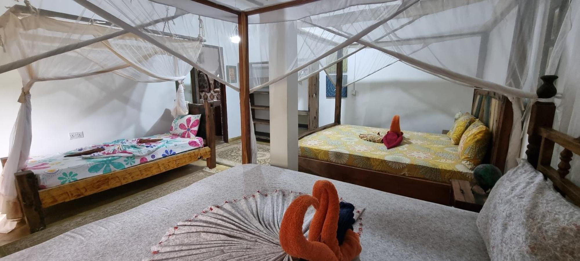 Salama & Mbuyuni Bungalows มาเทมวu ภายนอก รูปภาพ