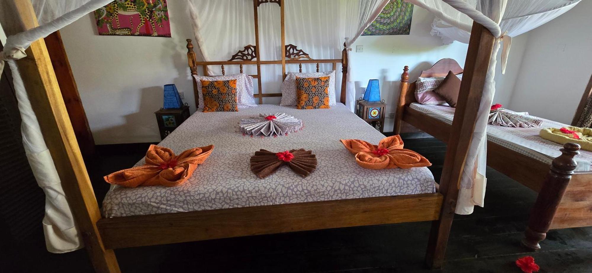 Salama & Mbuyuni Bungalows มาเทมวu ภายนอก รูปภาพ